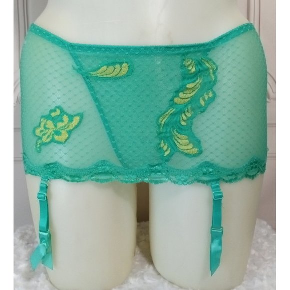 NWOT Fredrick's Of Hollywood Green Halter Bra & Garter W/Built-in Panty Set Sz L - Picture 3 of 8